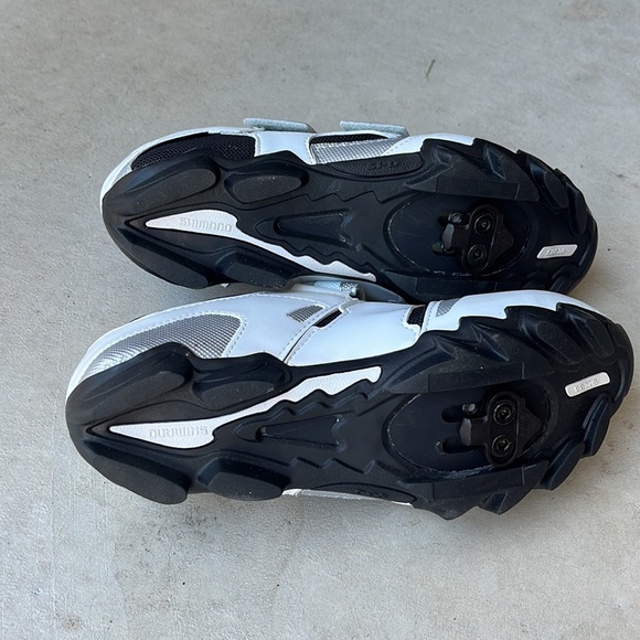 Shimano Bike Shoes - Picture 3 of 9
